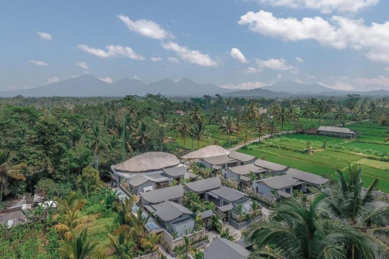 Daun Lebar Villas
